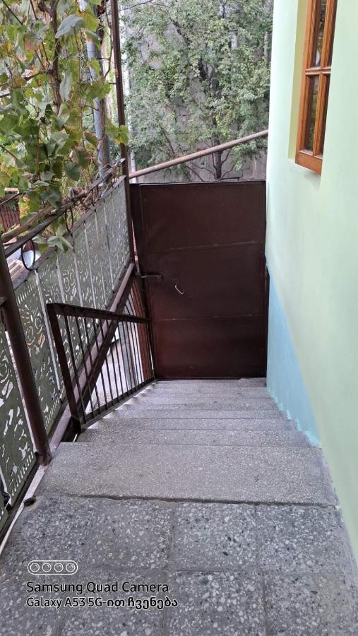 Apartment With A Nice Terrace In Old City Center Τυφλίδα Εξωτερικό φωτογραφία